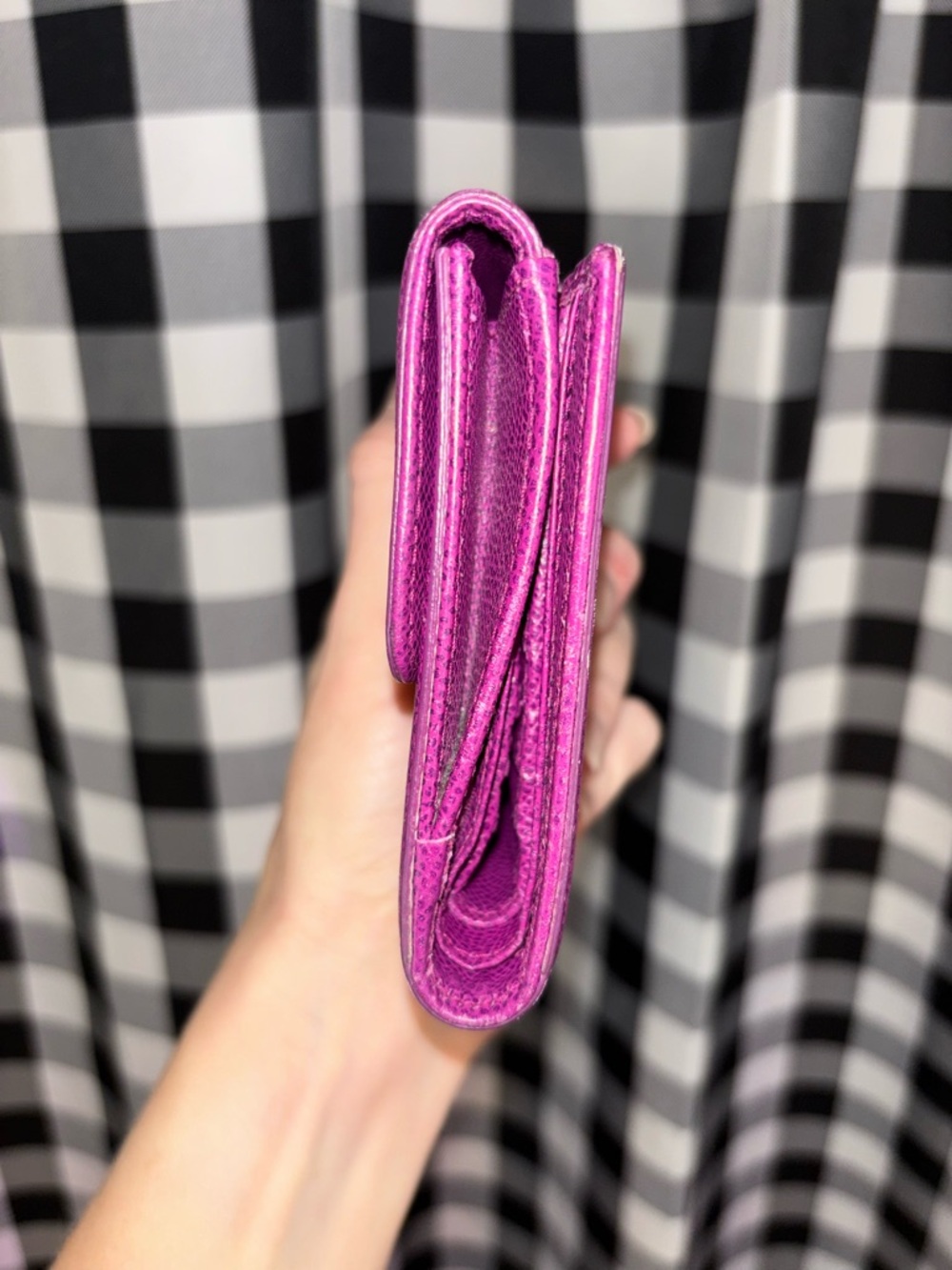 Salvatore Ferragamo Raspberry Pink Vara Bow Wallet EUC - Picture 8 of 10